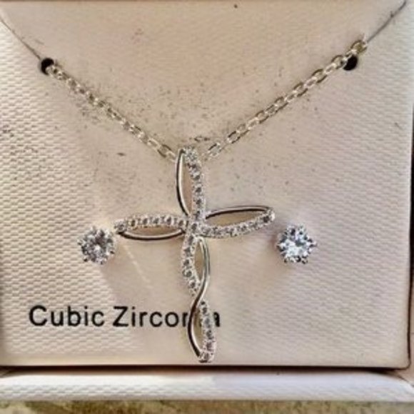Kim Rogers Jewelry - Kim Rogers silver Cross set with stud earrings